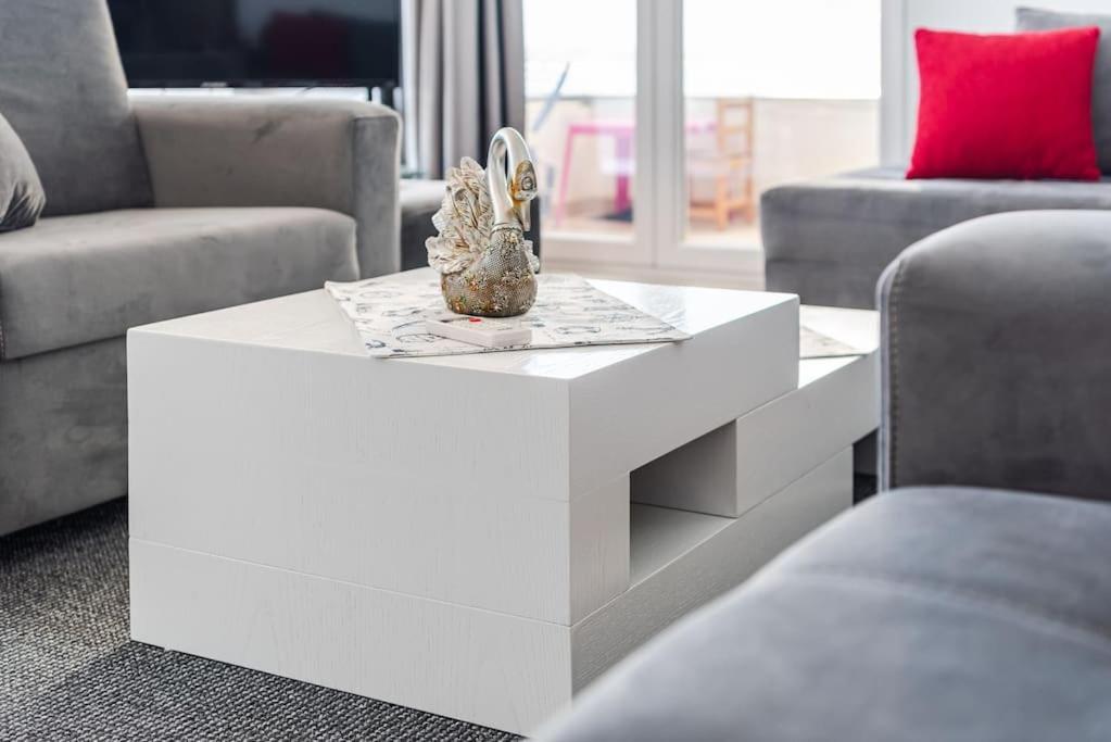 Seaview Luxury Suite By Ps Golem  Esterno foto